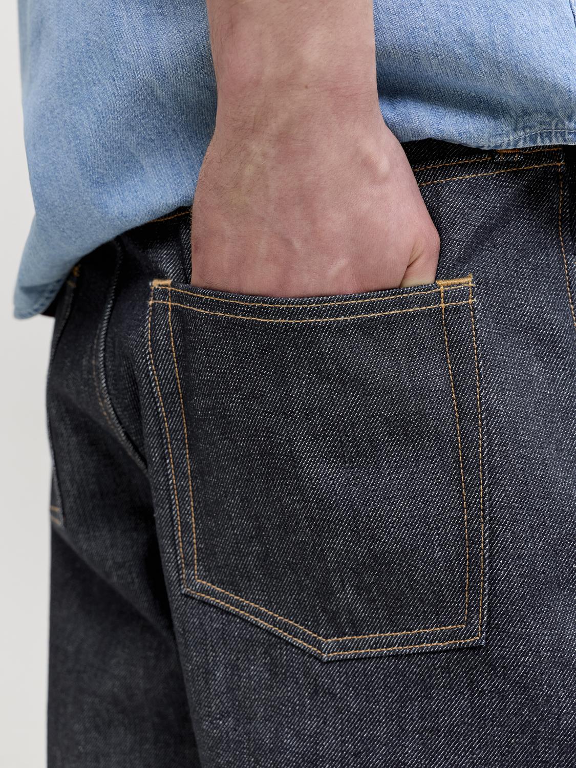 model_shot-detail